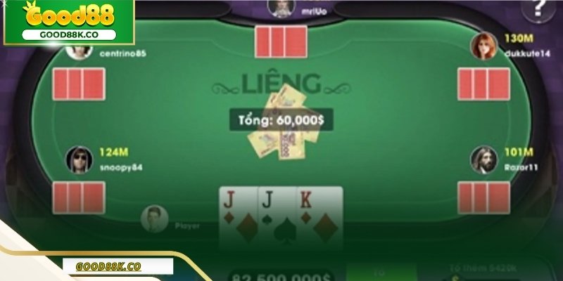 Người chơi quan sát kết quả bài cào với nhịp ván nhanh